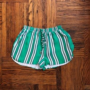 Line + Dot strips summer short